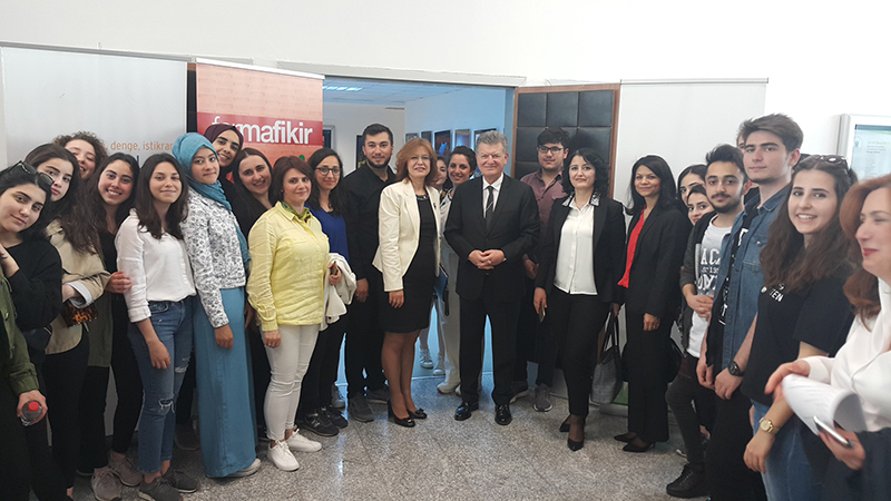 Uluslararası 4. Farmafikir Yarışması Finali Yapıldı...